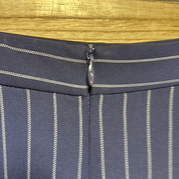 Banana Republic Navy  & White Striped A-Line Skirt Size 6 - Picture 8 of 10